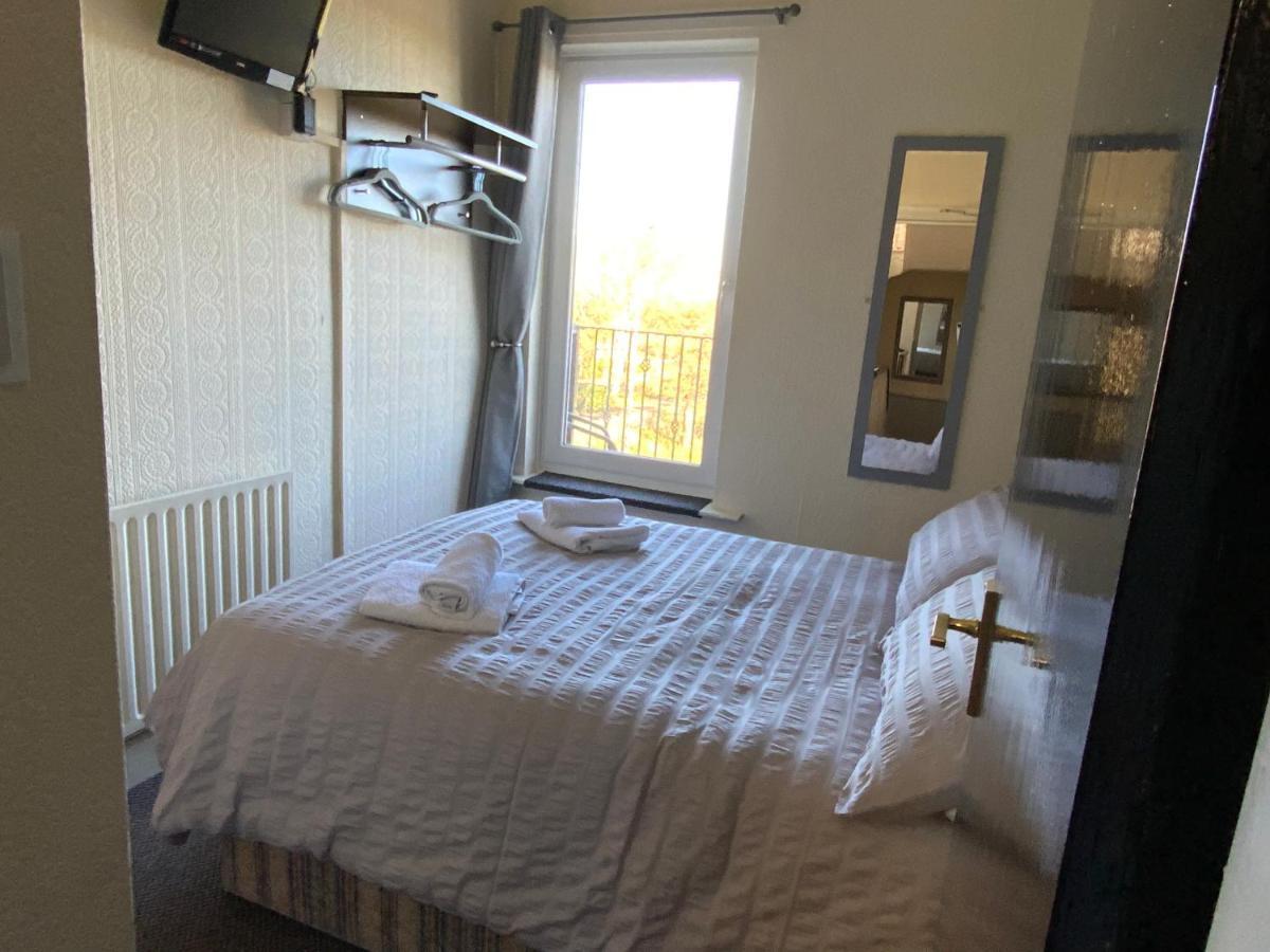 سكيغنيس The Laurels Hotel المظهر الخارجي الصورة