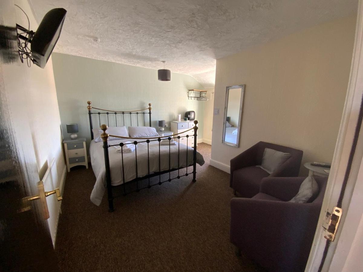 سكيغنيس The Laurels Hotel المظهر الخارجي الصورة