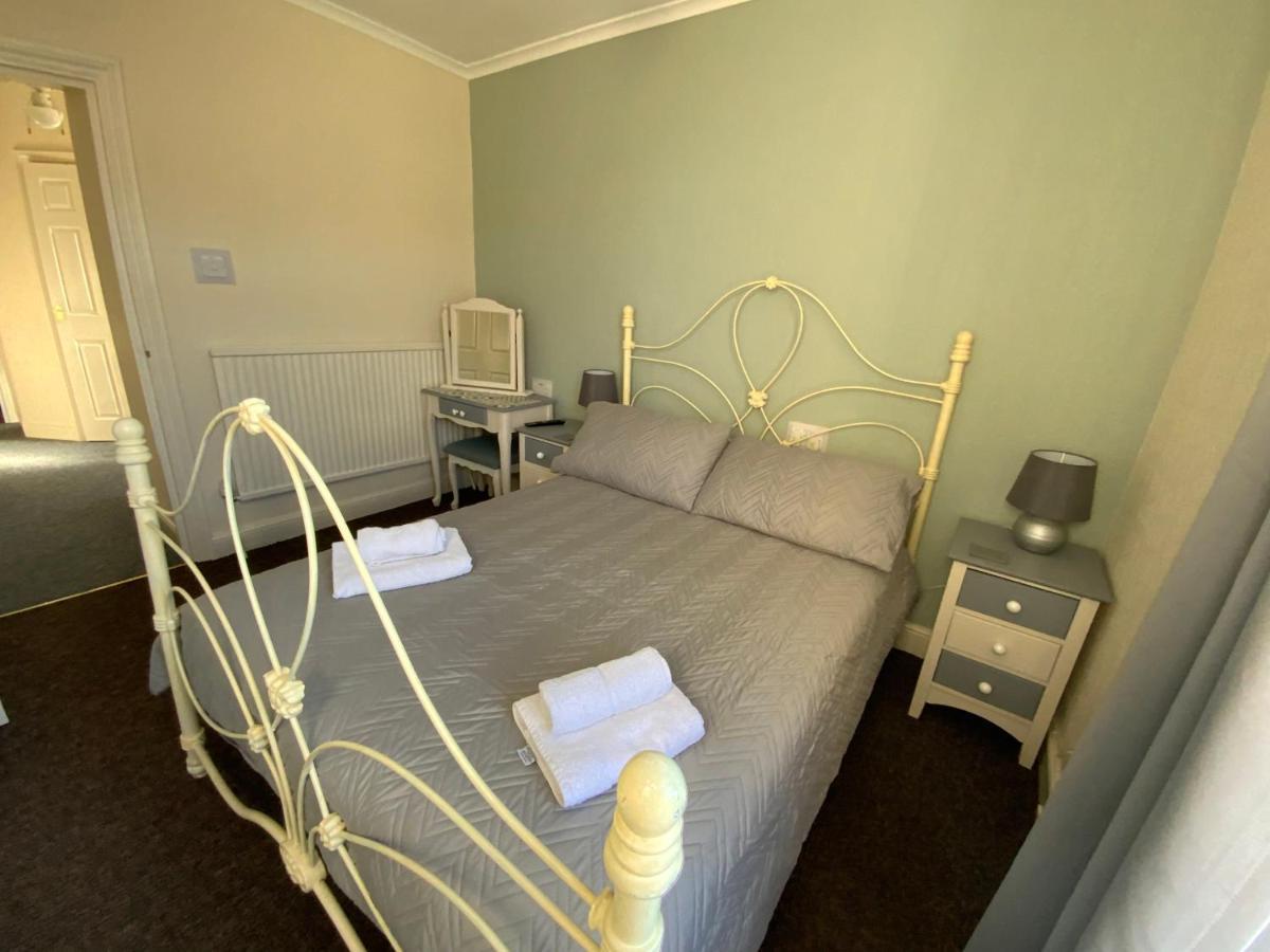 سكيغنيس The Laurels Hotel المظهر الخارجي الصورة