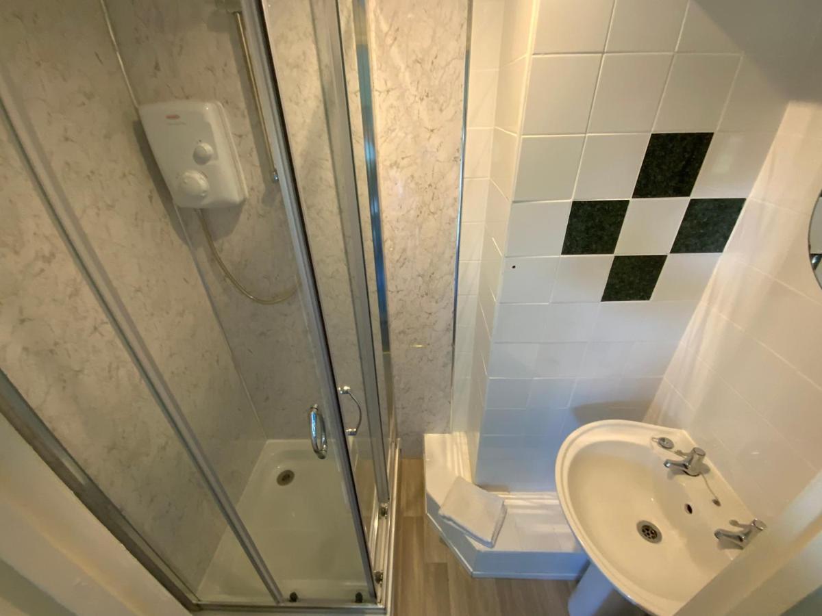 سكيغنيس The Laurels Hotel المظهر الخارجي الصورة