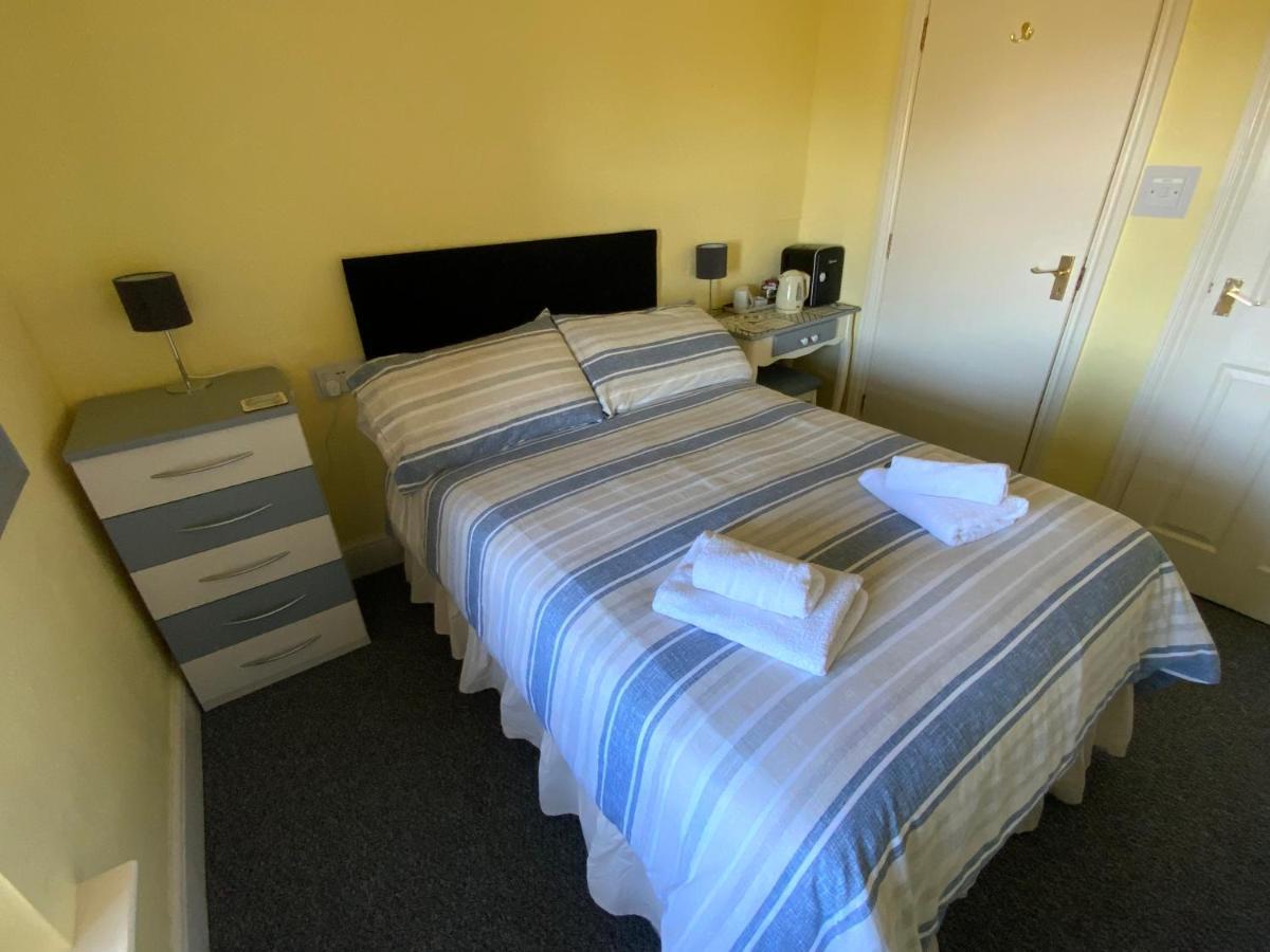 سكيغنيس The Laurels Hotel المظهر الخارجي الصورة