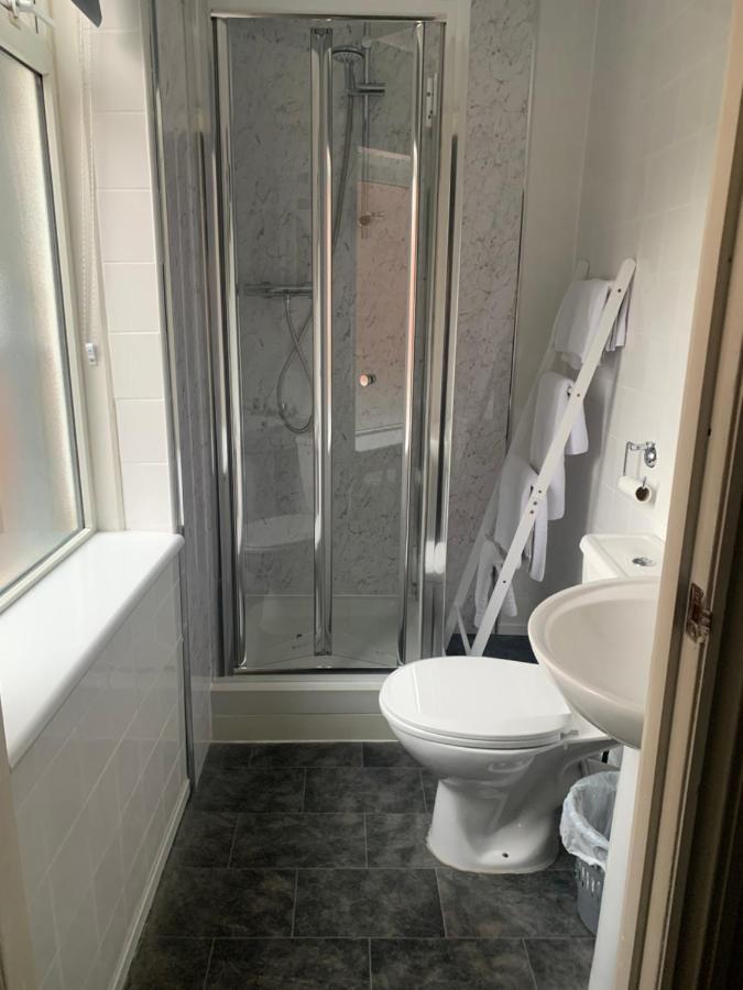 سكيغنيس The Laurels Hotel المظهر الخارجي الصورة