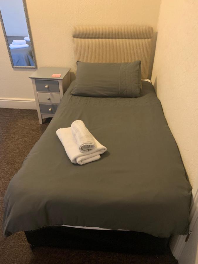 سكيغنيس The Laurels Hotel المظهر الخارجي الصورة